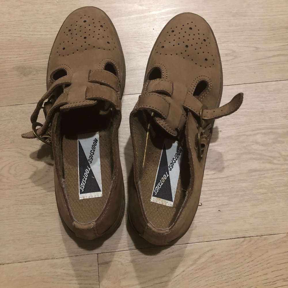 Mootsies Tootsies Sparrow Mary Jane Brown Leather Loafers Size 9M Good Condition